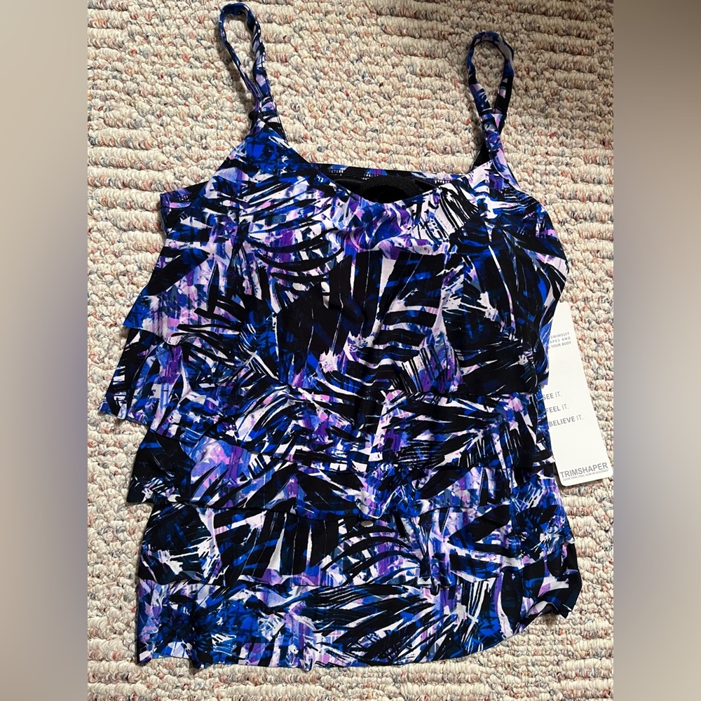 Brand new never worn Trimshaper bathing suit top